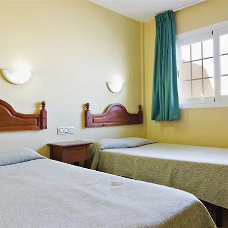 Playa Real Hotell 4*