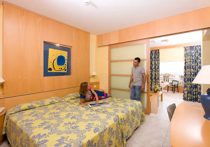 Отель Playa Real 4*