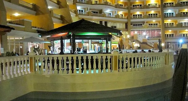 Отель Playa Real Адехе